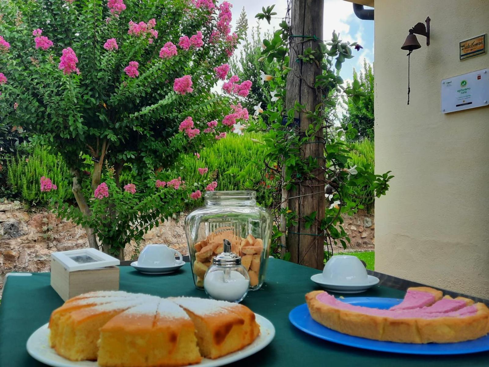 Agriturismo Le Colline Di Капалбио Екстериор снимка